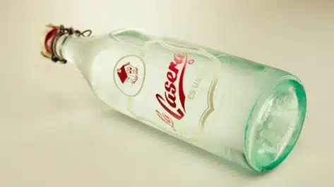 Botella de gaseosa La Casera