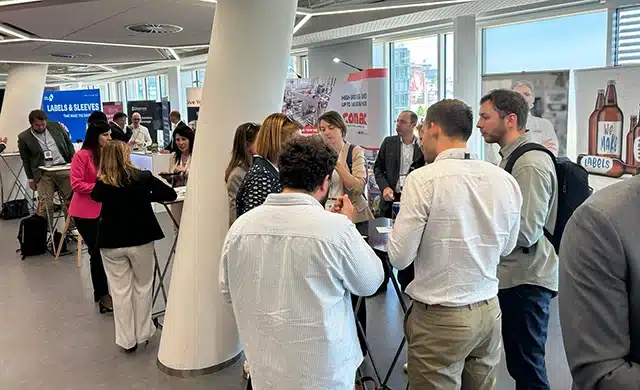 Ambiente en la feria Arena Internacional alrededor del stand de Rieusset
