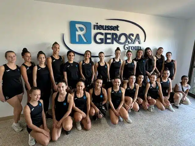 chicas ritmica en gerosa