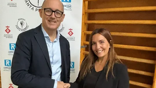 foto renovación contrato ritmica gerosa